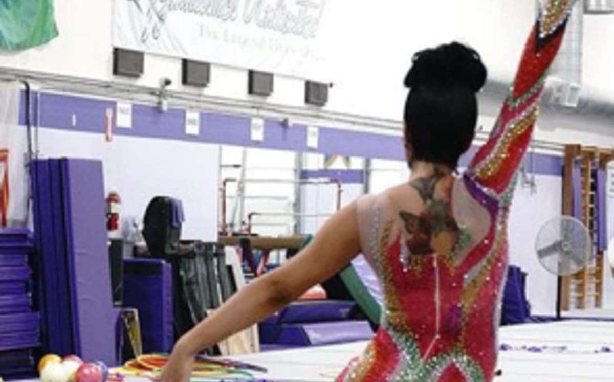 Cardi B Los fans de la cantante aplauden en redes sociales su avanzado embarazo - Créditos: Instagram @iamcardib