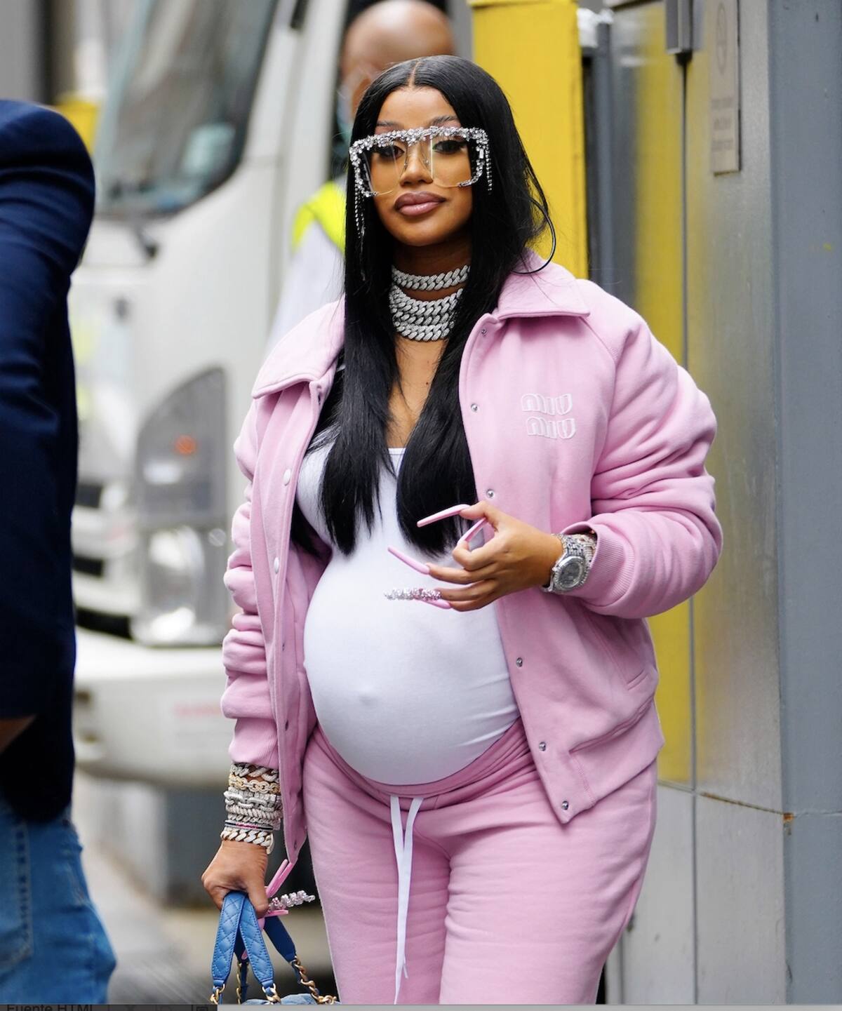 Cardi B Sufre daños en una de sus mansiones debido al huracán - Créditos: Instagram @cardib