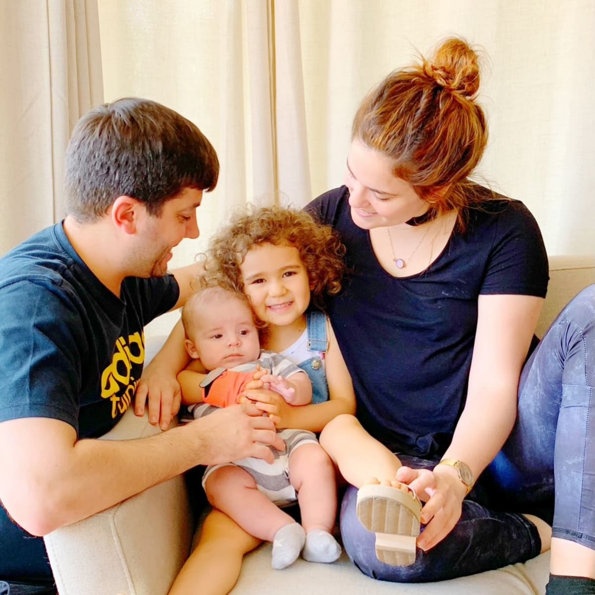 Tras y sus hijos con Fede. Doto: Instagram.