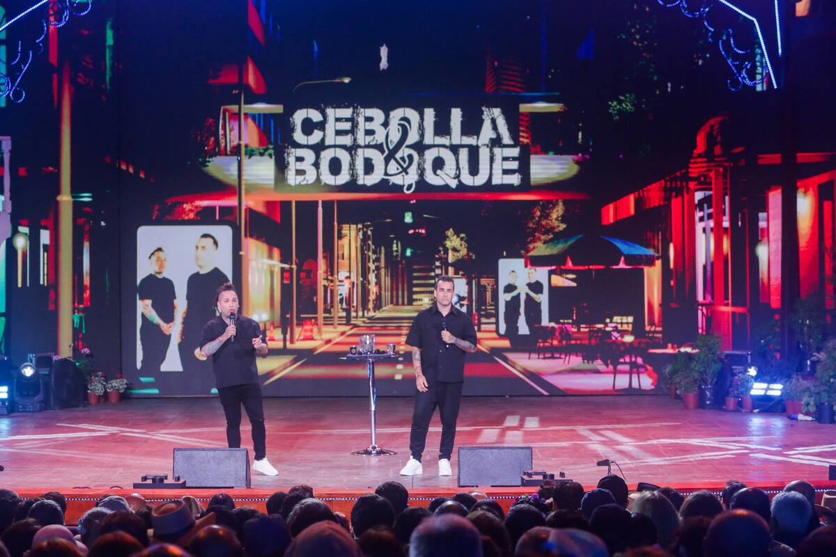 Cebolla y Bodoque fueron los encargados de entregar la cuota de humor en la última noche del Festival del Huaso de Olmué 2024. Foto: Roberto Urzua.