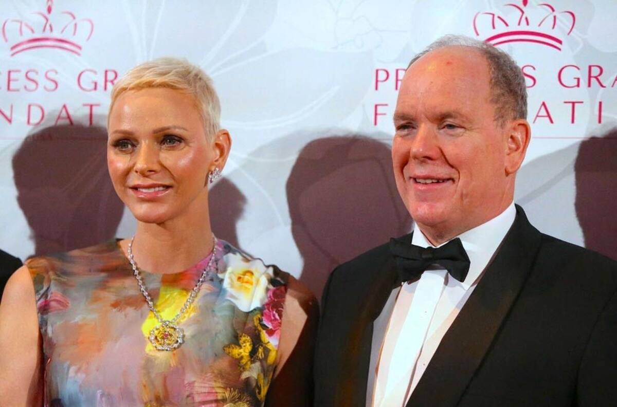 La princesa Charlene y el príncipe Alberto de Mónaco celebran su aniversario de bodas con foto llena de complicidad