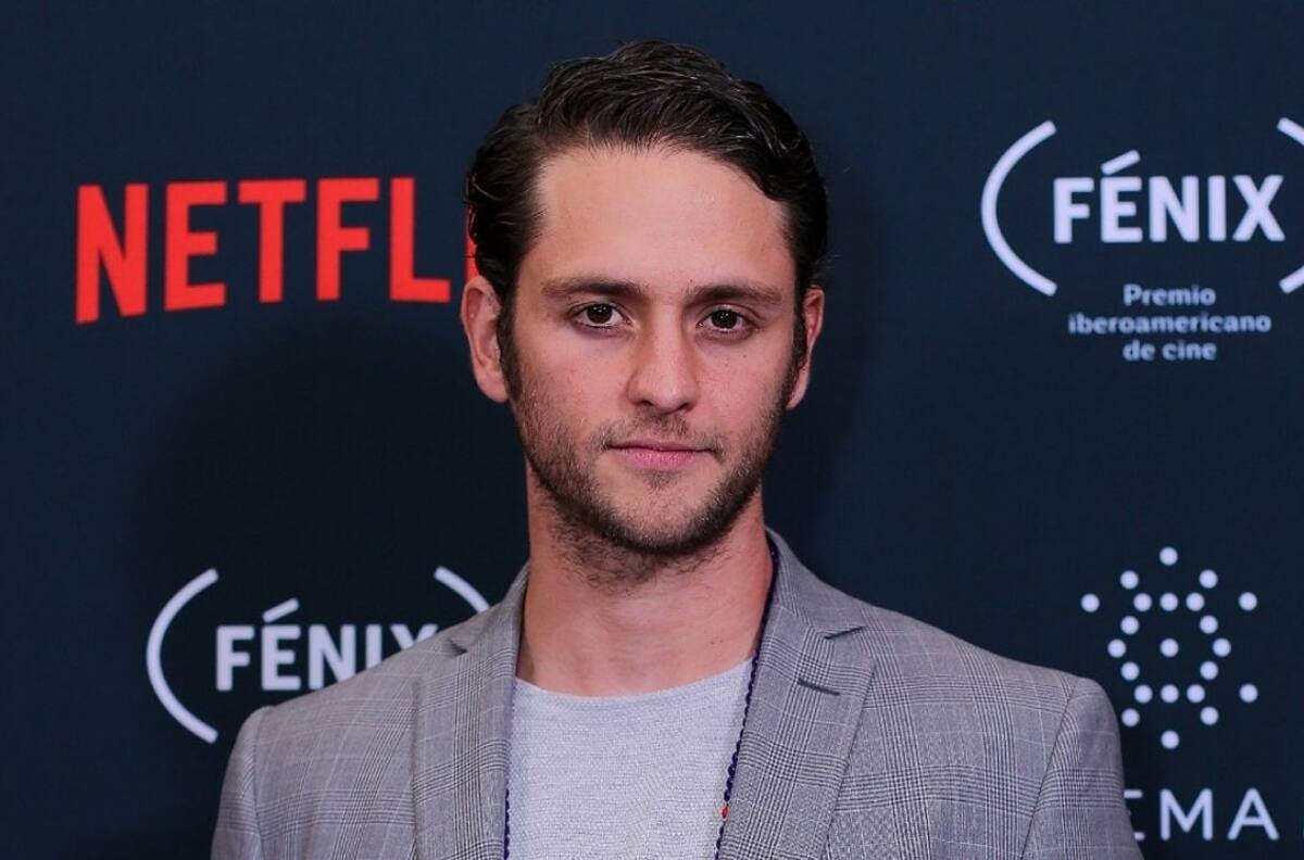 Atacan a Christopher Uckermann por estar en contra de la vacunación