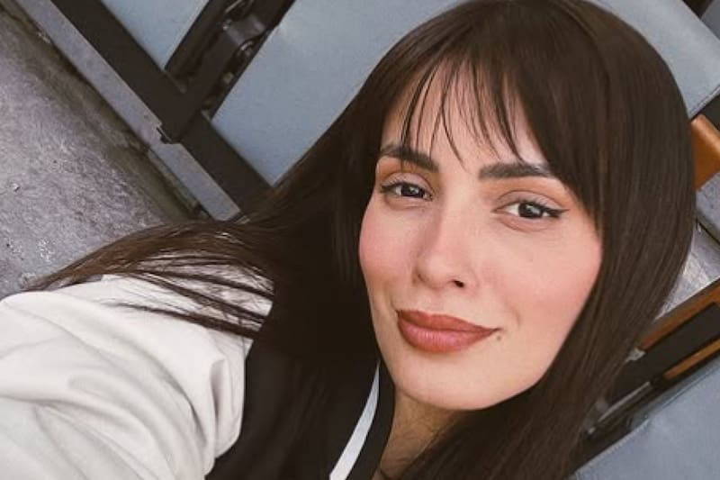 La modelo está siendo acusada de "patas negras".