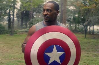 El escudo tiene dueño: Anthony Mackie protagonizará "Capitán América 4"