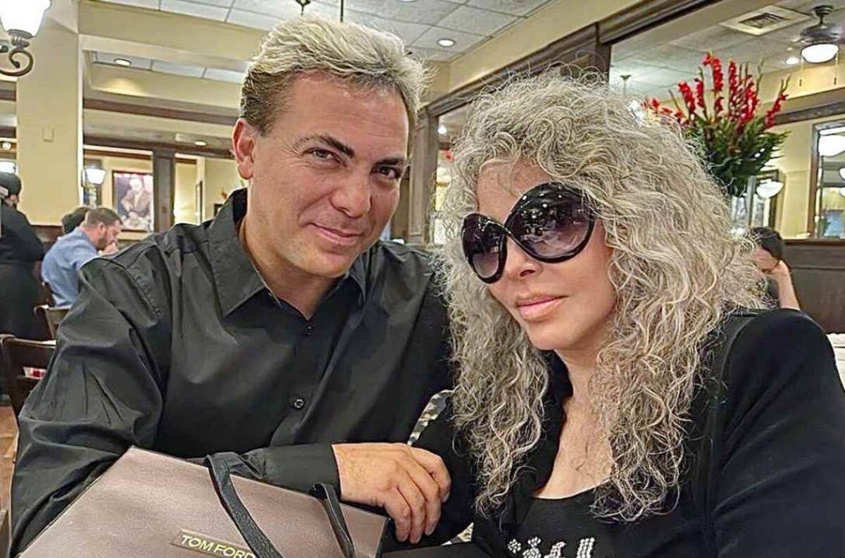 Así festejó Verónica Castro su cumpleaños al lado de sus hijos Cristian y Michel