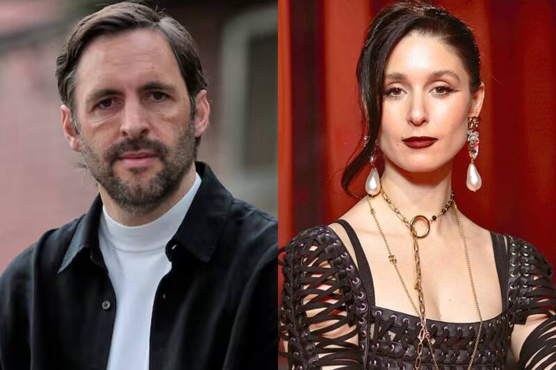 El periodista de CHV se mostró por primera vez junto a la artista nacional.