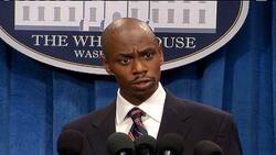 Netflix en el ojo del huracán: Despiden a trabajadora trans que habría criticado polémico especial de Dave Chappelle