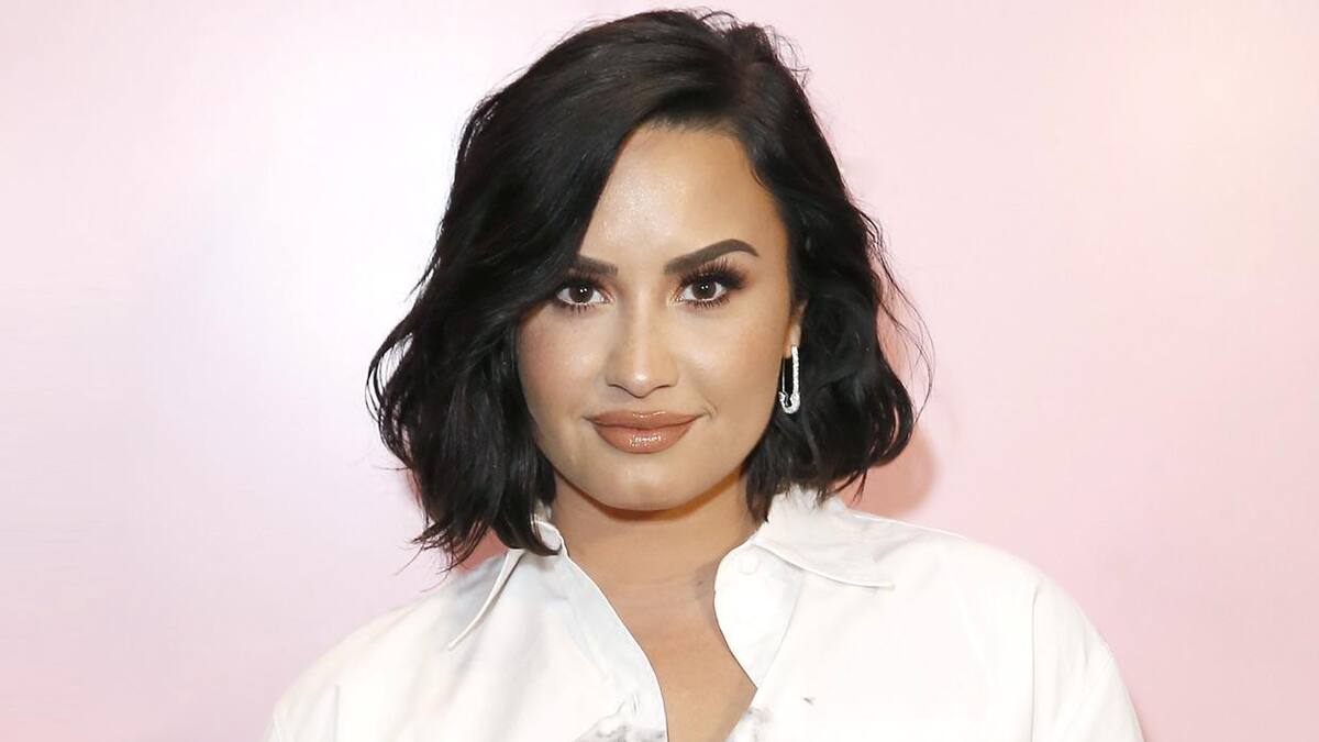 Demi Lovato invitó a cita romántica a esta actriz y la rechazó