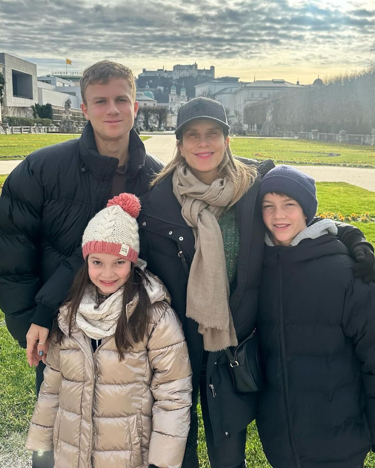 Diana Bolocco y su familia en Salzburgo