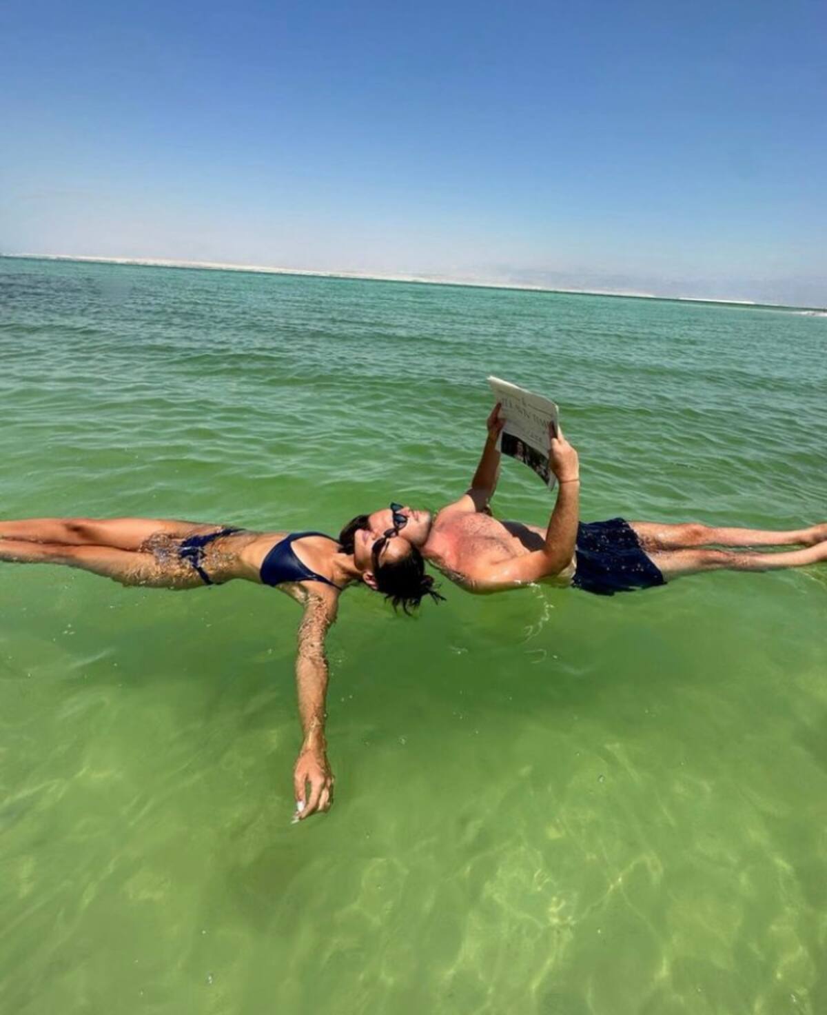 La pareja esta de vacaciones Israel