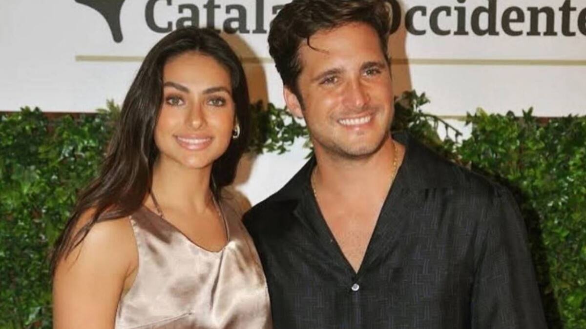 Diego Boneta se acompañó de guapa mujer en Los Ángeles y no era su novia