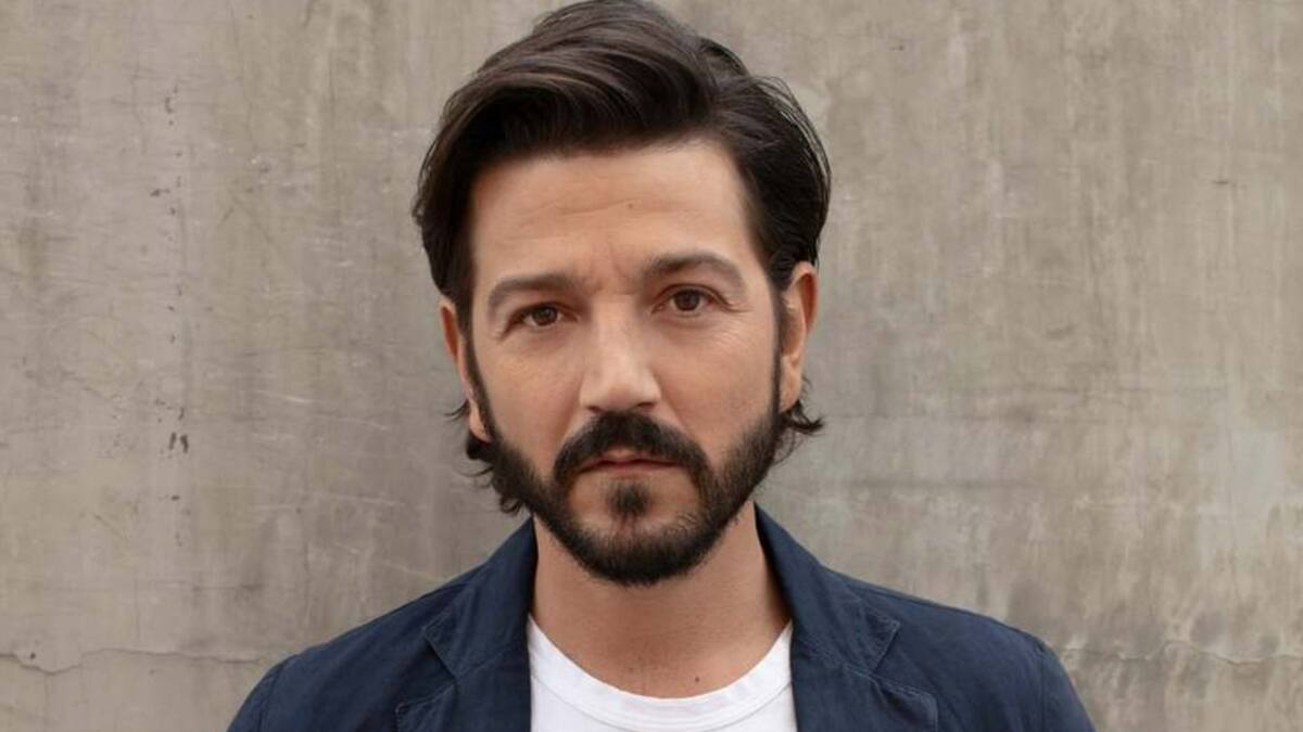 Diego Luna cuestiona el concepto de familia con nueva serie de Netflix