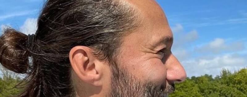 Diego Torres El cantautor argentino acompaña con el tema "Hoy" las transmisiones de Telemundo - Créditos: Instagram @diegotorresmusica