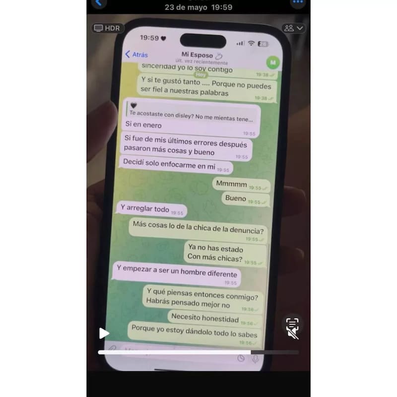 El futbolista catalogó como error la relación de ambos.