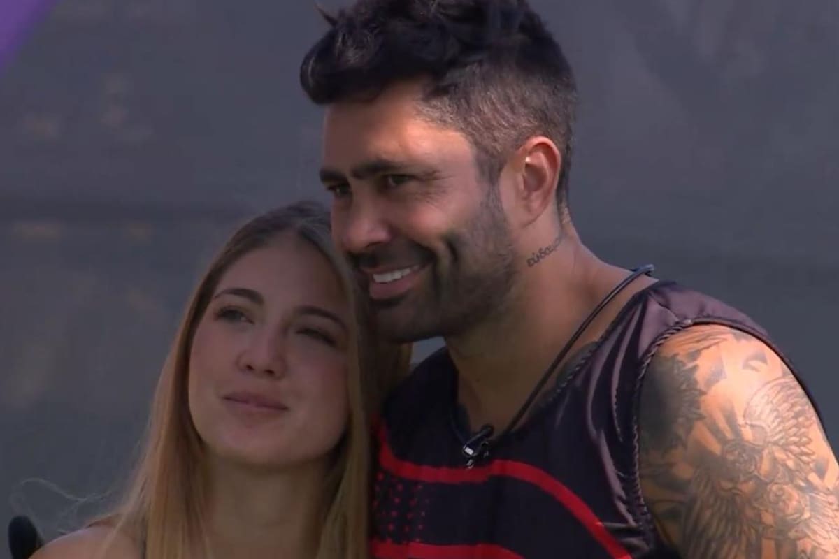 La pareja habría terminado su romance.