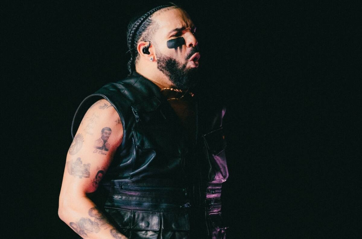 "Santiago conch...": Drake cantó en español en su show en Lollapalooza 2023