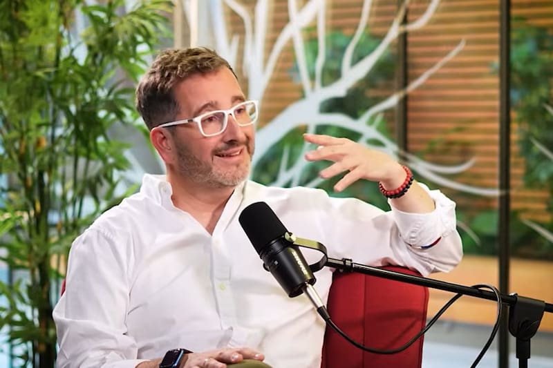 y su experiencia en China.