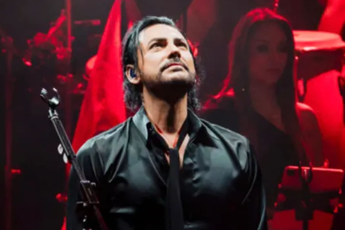 El tema de Beto Cuevas será cantado por Dua Lipa.