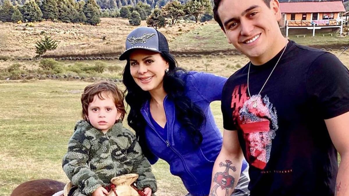 Hijo de Julián Figueroa será una estrella cómo Joan Sebastián, asegura vidente