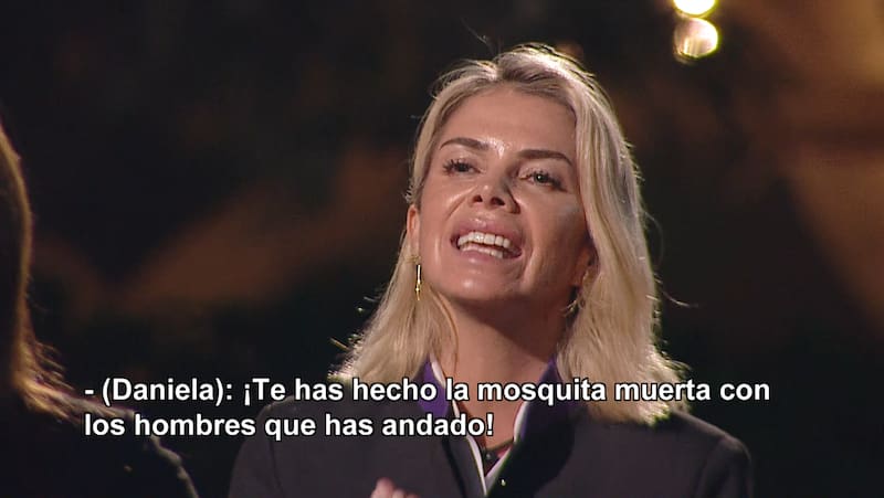 Parte del brutal cara a cara de Daniella Campos y Carla Ochoa.