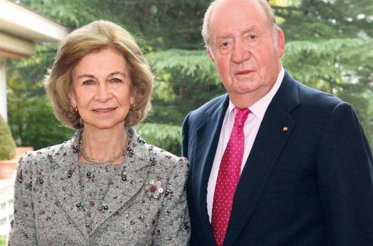 El lenguaje corporal de la reina Sofía y Juan Carlos I durante la boda real de Jordania