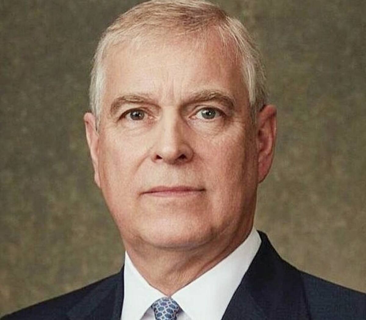 El príncipe Andrew podría mudarse al Medio Oriente tras perder popularidad en Gran Bretaña - Créditos: Instagram de @alexis.vav