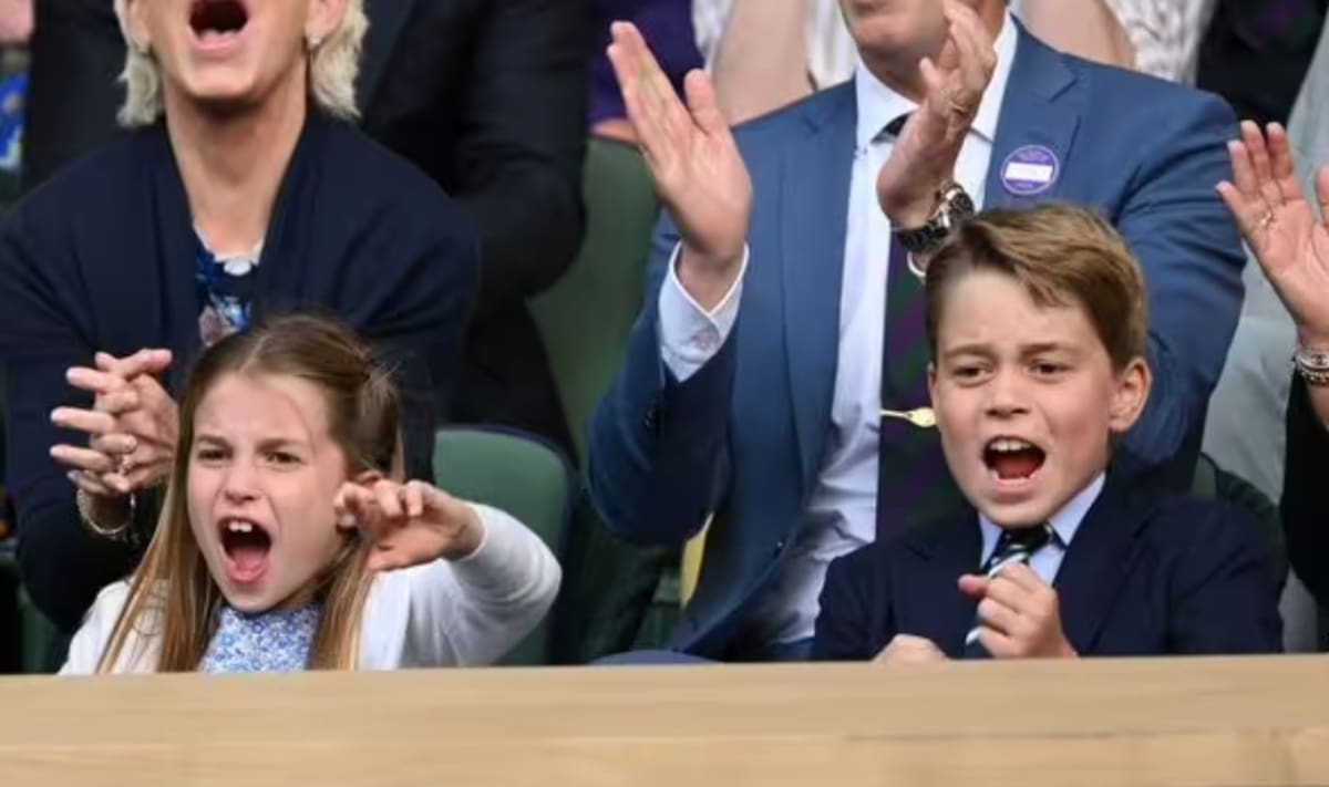 Los hijos de Kate Middleton y el príncipe William rompieron el protocolo durante la final del torneo de Wimbledon.