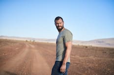 “El Turista” de Netflix: De qué trata y quiénes son los actores y sus personajes