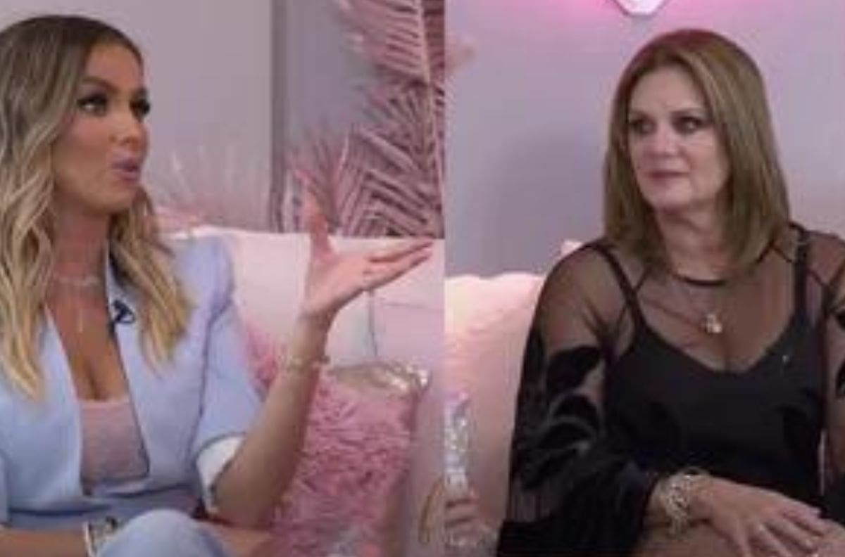 Erika Buenfil hizo llorar a Karla Díaz en su programa de YouTube