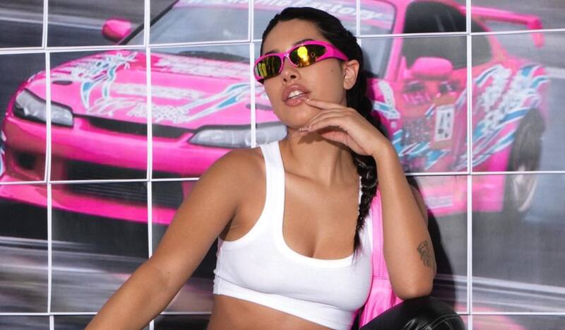 realizó el lanzamiento de su primer tema como cantante.