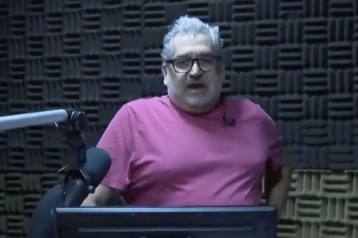 Periodista y exesposo de Karen Doggenweiler denunció amenazas de muerte.