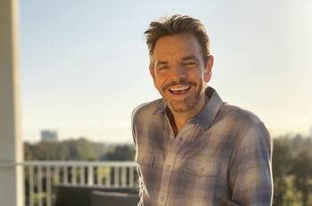 Eugenio Derbez tiene una tercera "hija" y así le festejó su cumpleaños