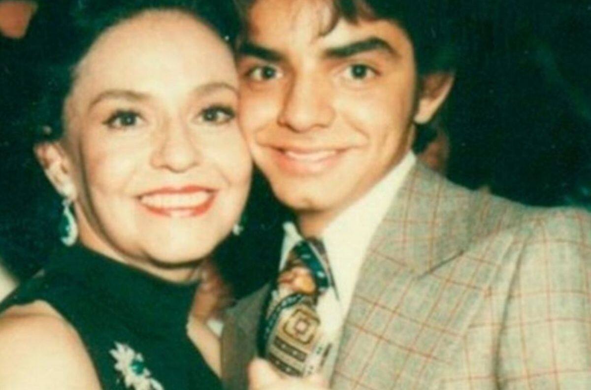 Eugenio Derbez y su hija recuerdan cantando a Silvia Derbez ¿son igualitas?