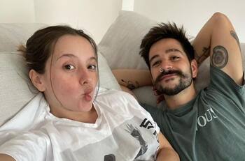 Camilo y Evaluna disfrutan de unas vacaciones en la playa