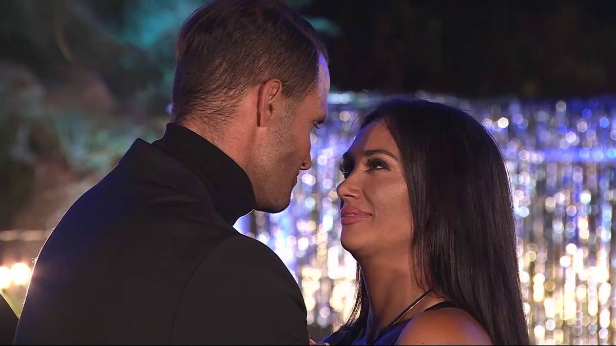 Fabio Agostini y Pamela Díaz cada vez más cerca en "Tierra Brava"