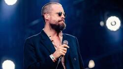 El homenaje a México de Father John Misty con el mariachi femenil Amazonas