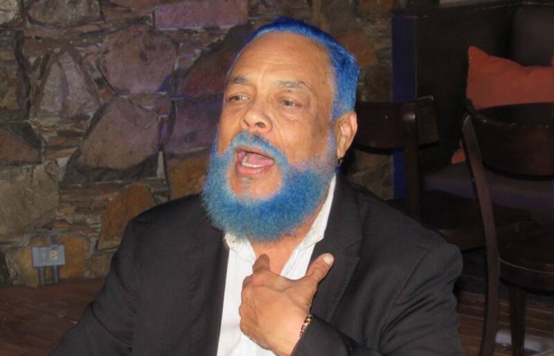 Francisco Céspedes El cantante se mostró molesto ante los cuestionamientos de la prensa - Créditos: Twitter