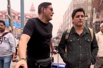 "Cuidado concha...": Pancho Saavedra y Jorge Zabaleta casi sufren fuerte accidente en India