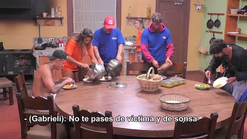 Gabrieli Moreira confrontó a Chama pero ella no cayó en su juego.