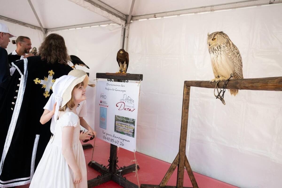 La princesa enterneció con sus gestos al admirar a los animales.