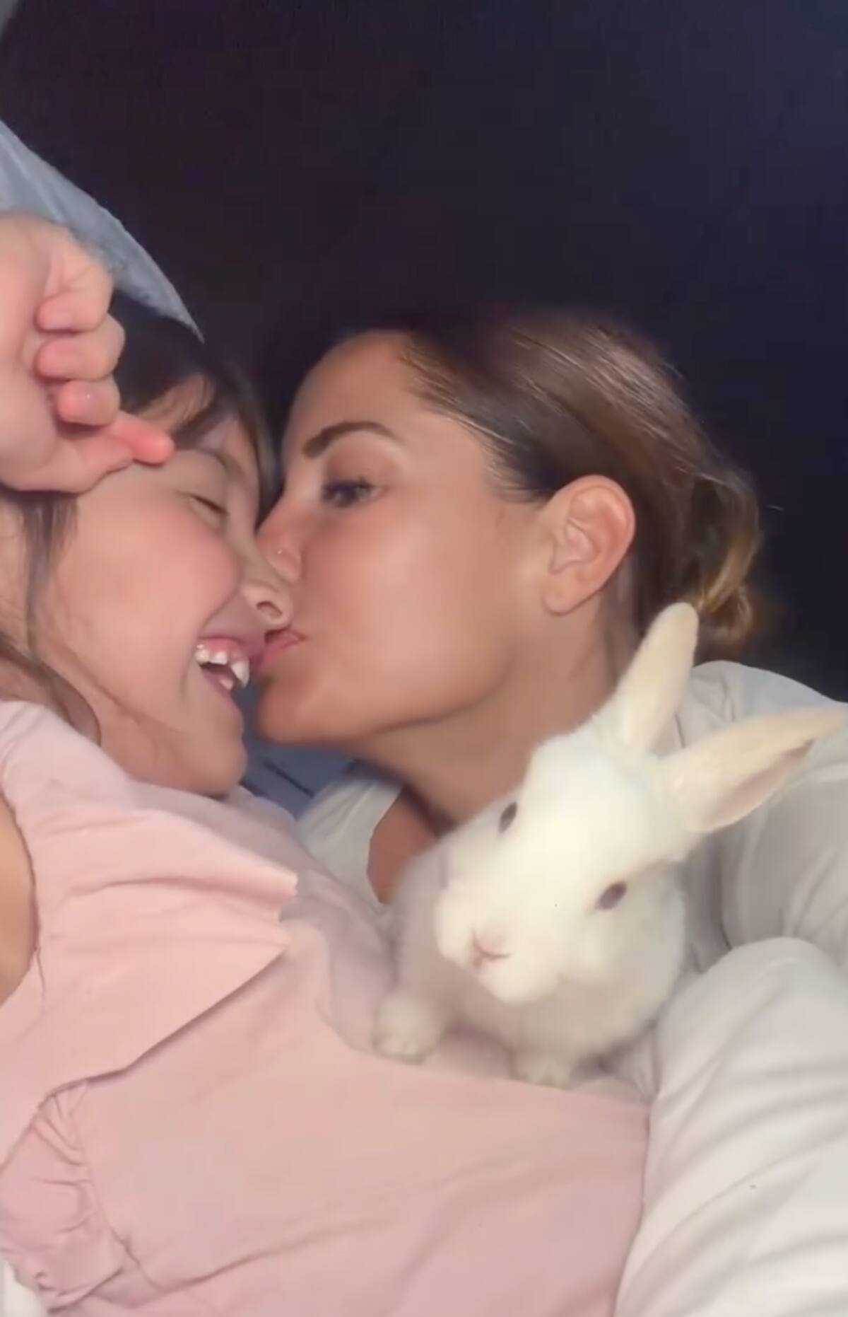 La modelo le dio la bienvenida a un nuevo integrante de su familia.