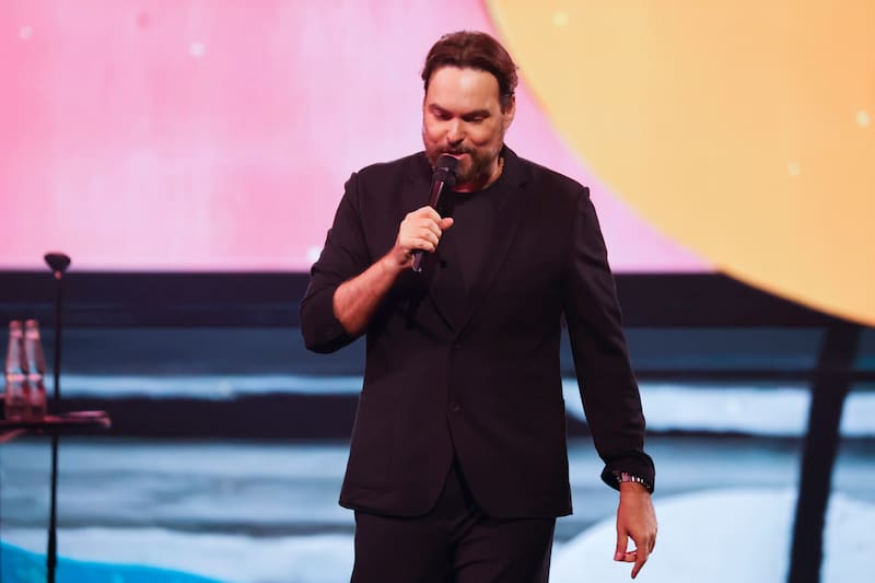 El comediante venezolano se convirtió en uno de los shows más desastrosos de Viña 2025, muy por el contrario de lo ocurrido con Edo Caroe.