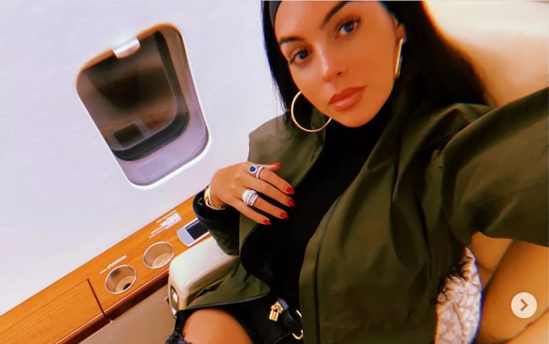 La influencer presume el parecido que comparte con Alana Martina.