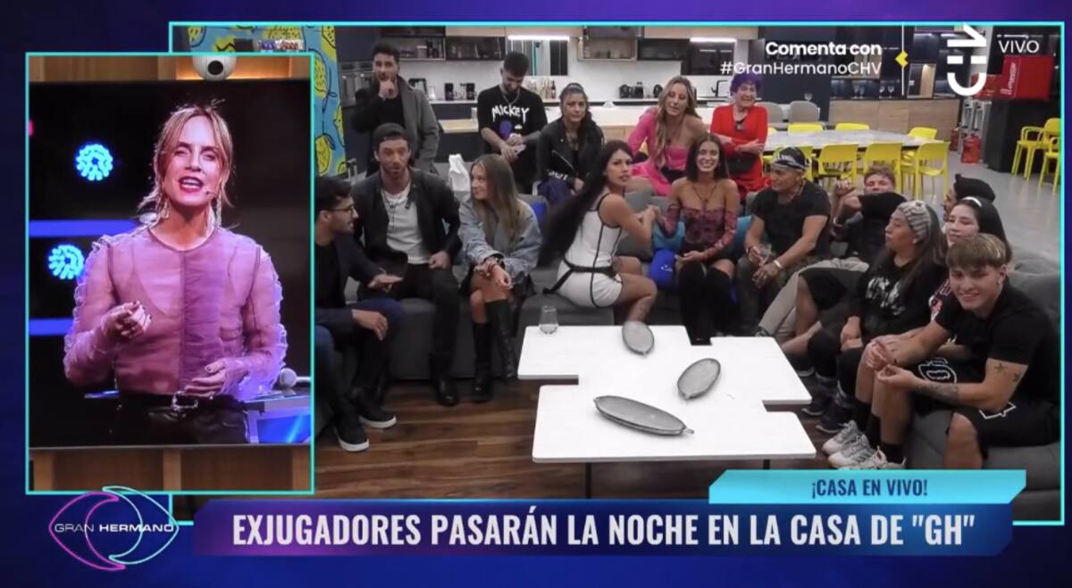 "Gran Hermano" le entregó un especial regalo a los exparticipantes. Foto: CHV.