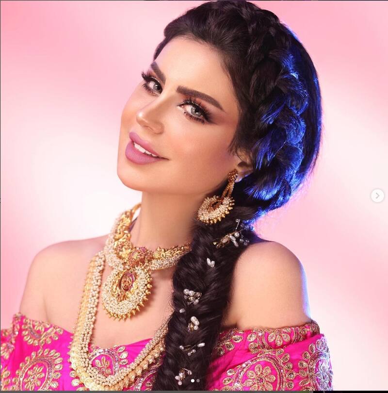 Ella es la periodista árabe con la que Cristiano Ronaldo se comunicó por error en el hotel de concentración del Al-Nassr.