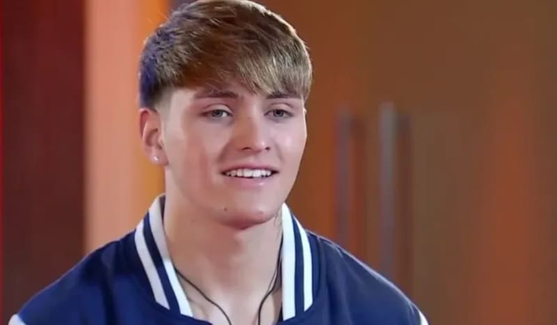 El exparticipante de "Gran Hermano" Chile repartió regalos de Navidad.
