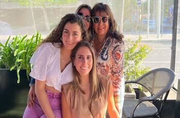 Las paradisíacas vacaciones de Helhue Sukni y su familia