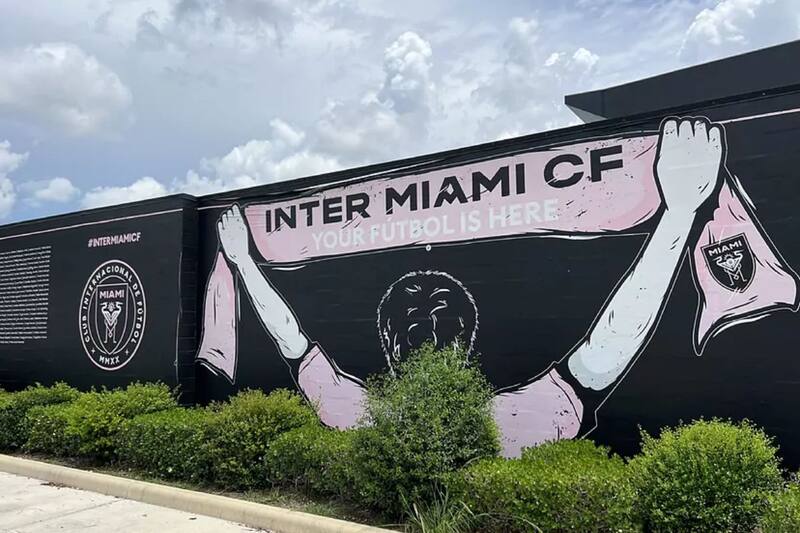 Los precios para ver el debut de Lionel Messi con el Inter Miami se han disparado. (EFE)