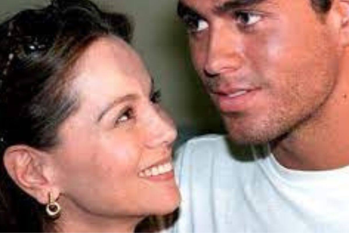 Isabel Preysler y Enrique Iglesias La madre del cantante actualizó el estado de salud de su hijo - Créditos: Internet