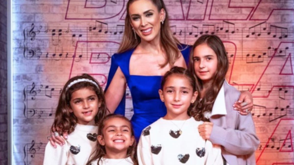 (VIDEO) Jacky Bracamontes: así canta una de sus hijas